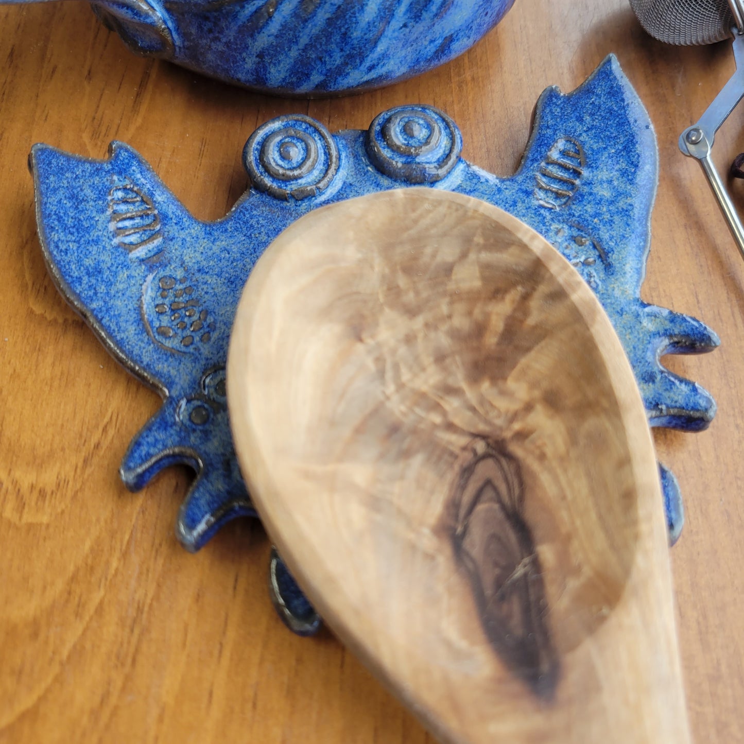 Gary the Crab Petite Spoon Rest in Blue