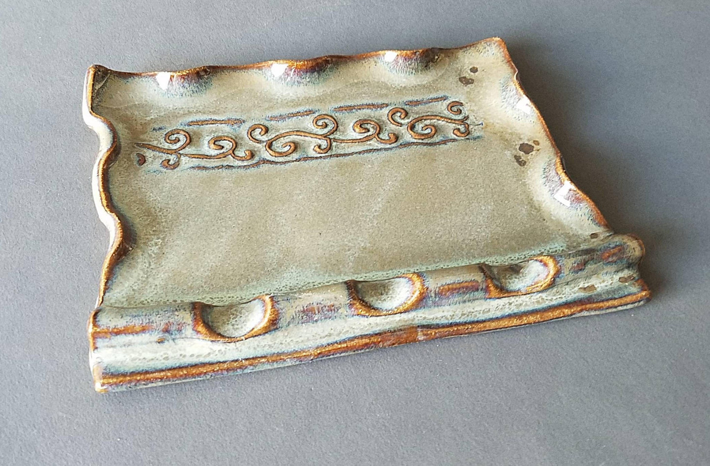 Multiple Slot Spoon Rest for Kitchen Countertop in Brown