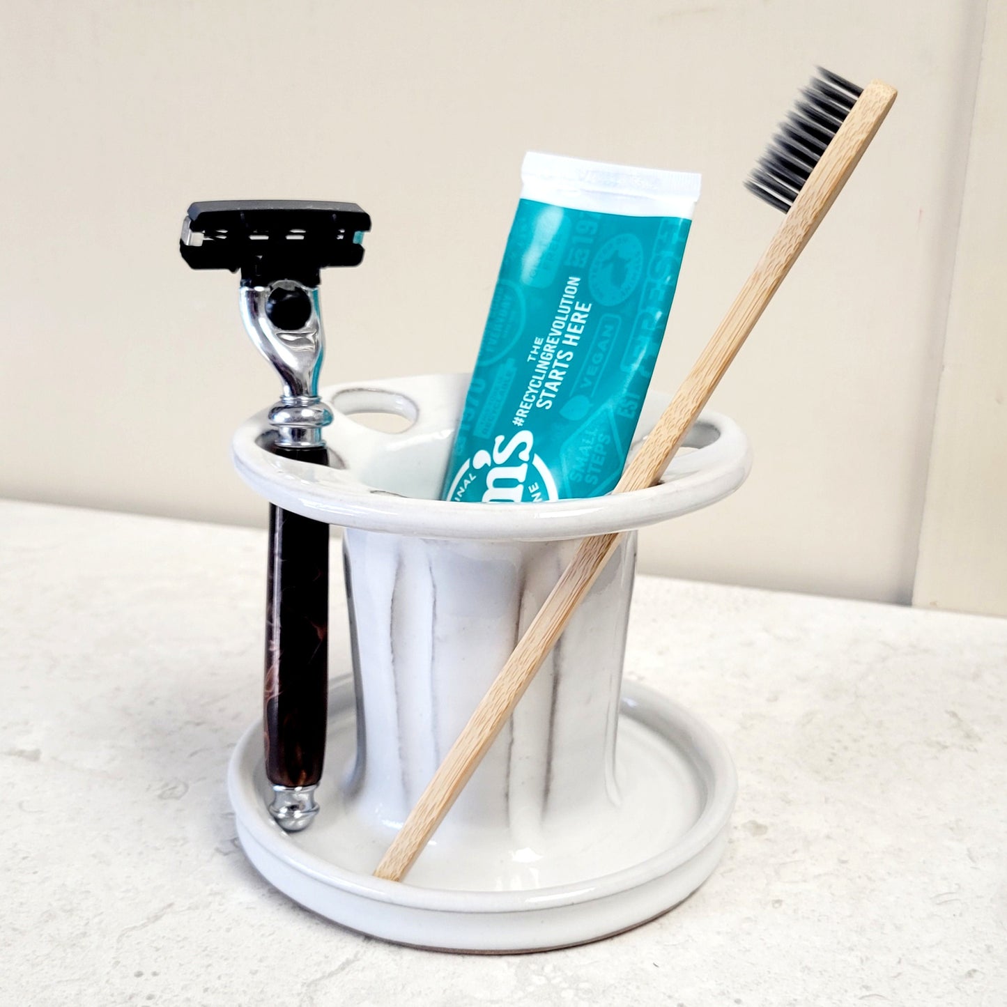 Toothbrush Holder in Farmhouse White