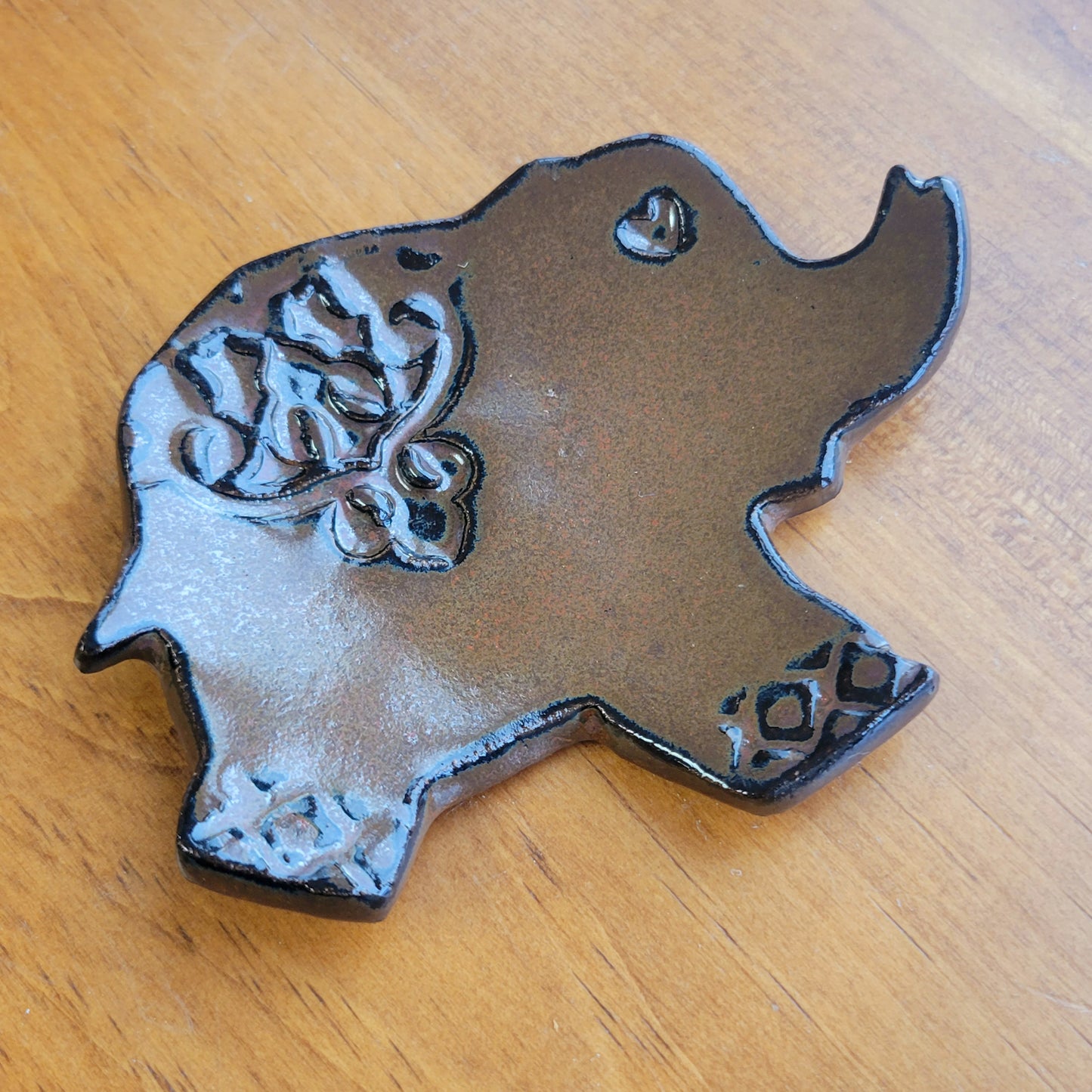 Elephant Shaped Mini Spoon Rest For Coffee Bar Countertop Rust Brown