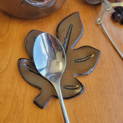 Mini Oak Leaf Teaspoon Holder for Beverage Station - Miniature Spoon Rest for Coffee Tea Bar in Rust