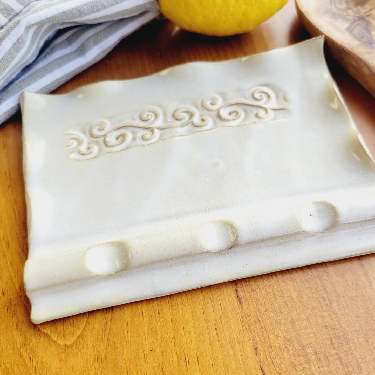 Triple Spoon Rest – Ceramic Utensil Holder in Butter Yellow