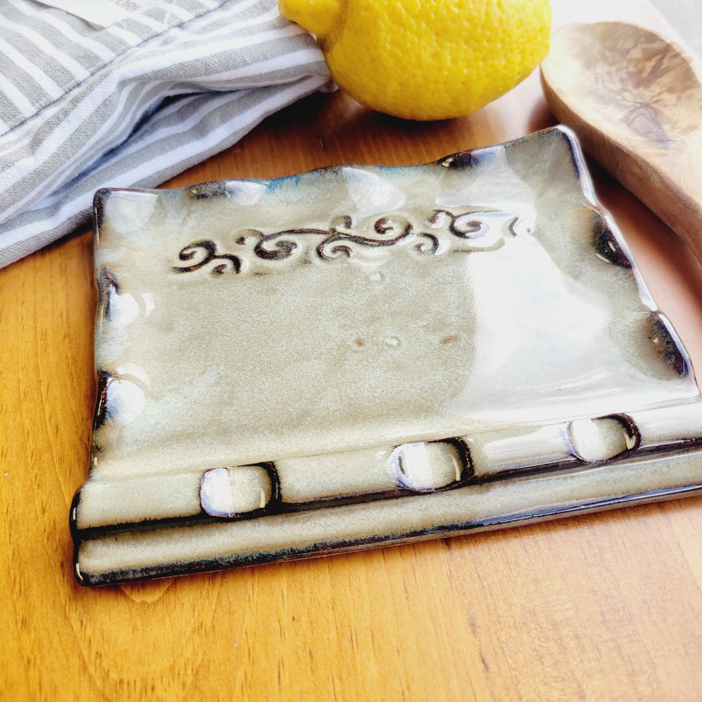 Multiple Slot Spoon Rest for Kitchen Countertop in Brown