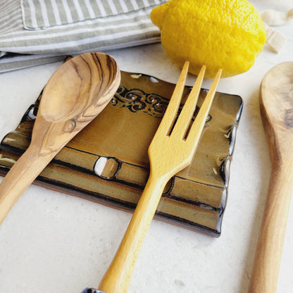 Triple Spoon Rest for Countertop with 3 Slots in Rust Brown