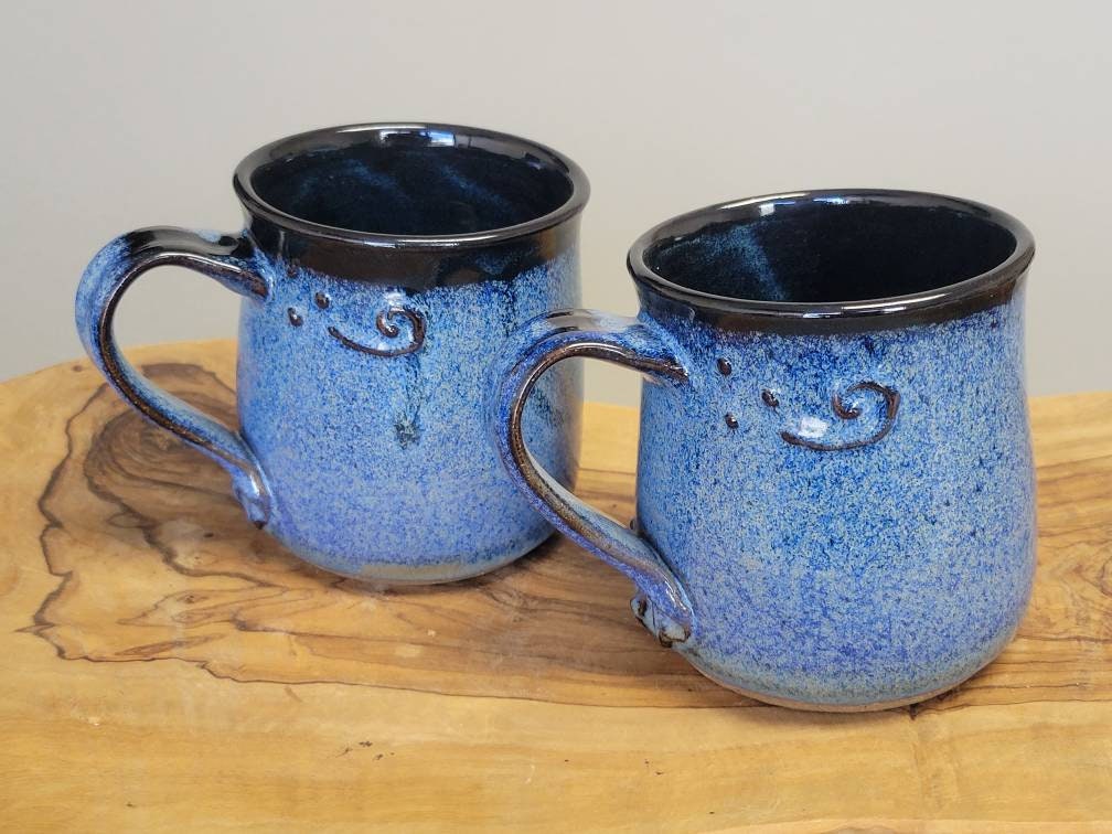 Set of 2 Large Embossed Dot Swirl Texture Coffee Mugs in Black Blue