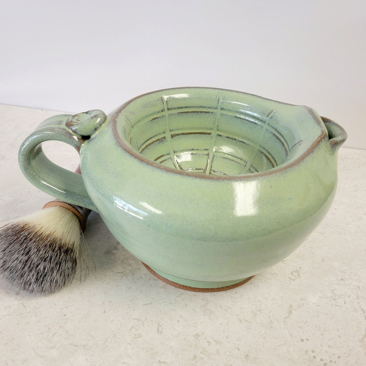 Shaving Scuttle Lather Bowl Warmer w Foam Ridges Extra Large Big Dad