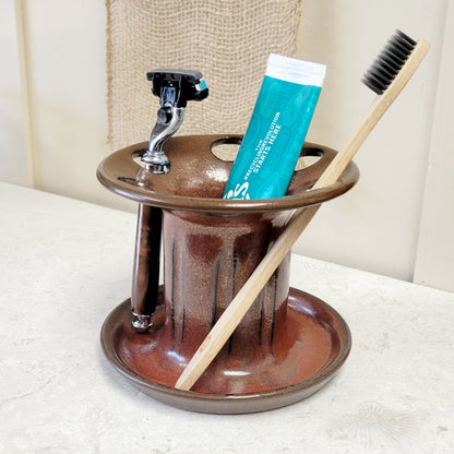 the brush holder by the kitchen sink, antiques